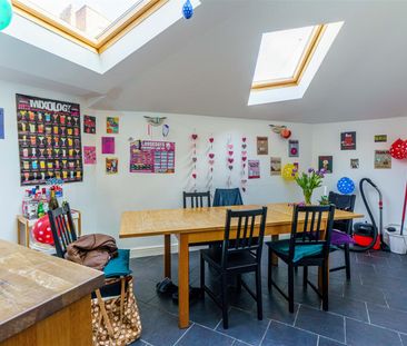 6 bed terraced house to rent in Claremont Street, Newcastle Upon Ty... - Photo 2