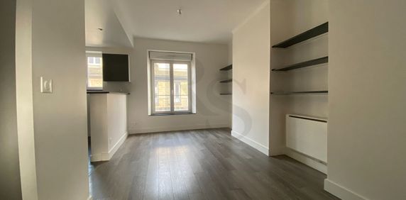 Condé sur Noireau, - Photo 2