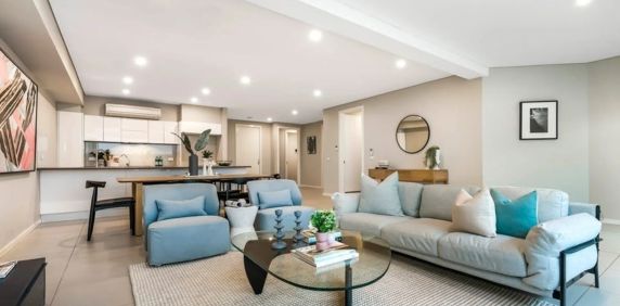 Contemporary Comfort in a Quiet South Yarra Pocket! - Photo 2