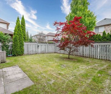 For Lease - 5555 Bridgeport Gate, Mississauga, Ontario - Photo 2