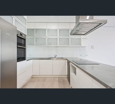 3/1 North Esplanade, Glenelg North, SA 5045 - Photo 3