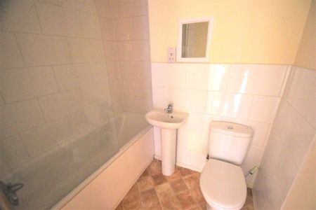 1 bedroom | Flat - Photo 5