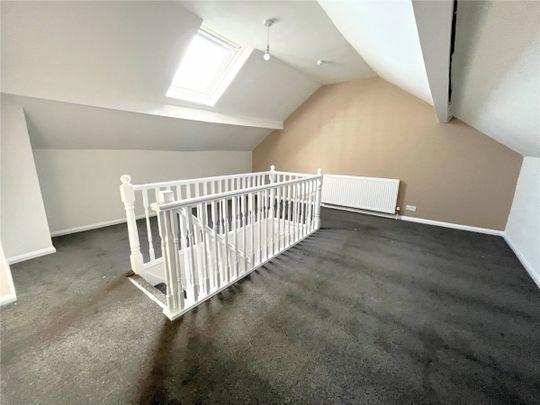 Park Drive, Ilkeston, Derbyshire, DE7 - Photo 1