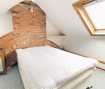 4 bedroom terraced house to rent - Photo 5
