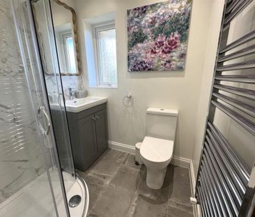 4 Bedroom Detached To Let - Photo 3