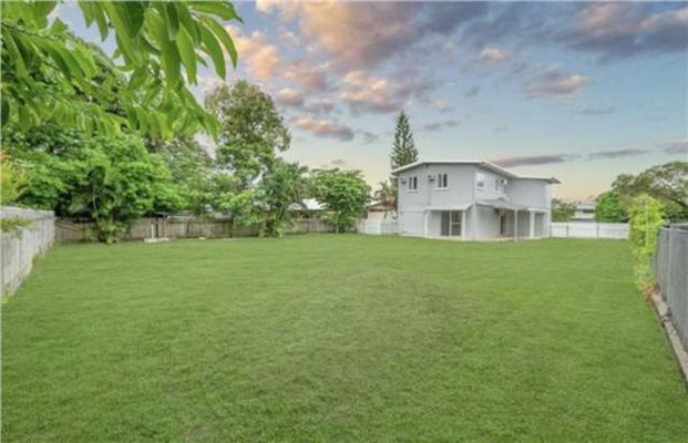 127 Mooney Street, GULLIVER - Photo 1