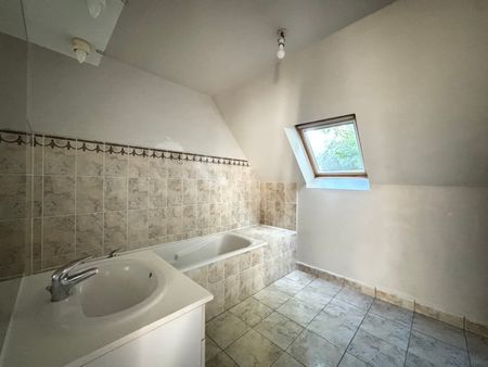 Location Maison 5 pièces 112m² ORLEANS 45000 - Photo 5