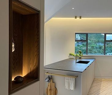 Charming Island Bay 3BR Home w/ Views - Photo 1