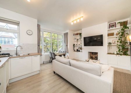 Broxholm Road, SE27 0BJ, London - Photo 2