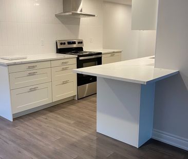 For Lease - 13 Algoma Crescent Unit# LOWER, Hamilton, Ontario - Photo 2
