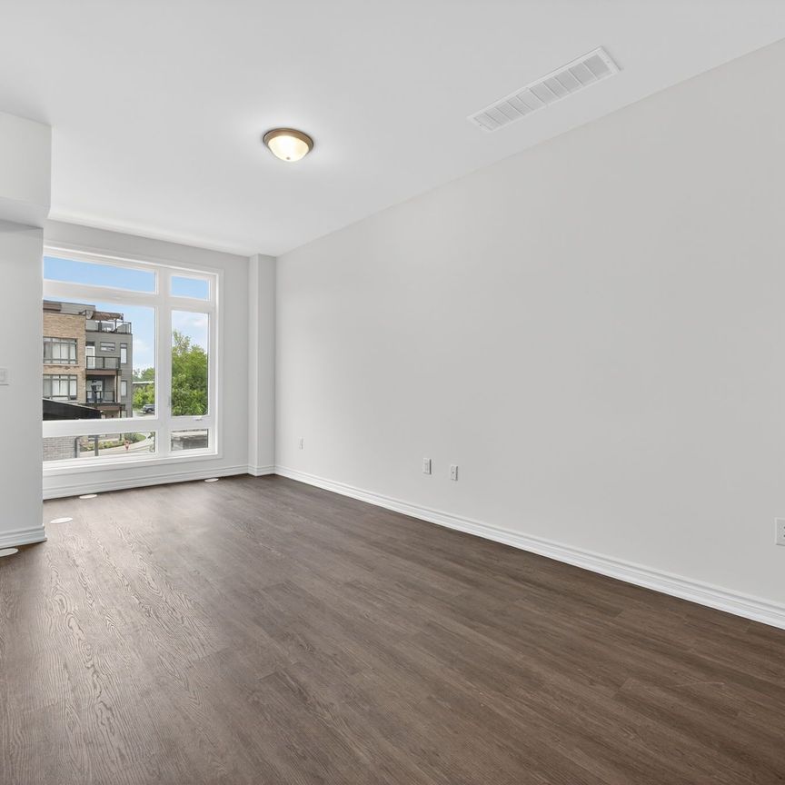 For Lease - 6 Wyn Wood Lane, Orillia, Ontario - Photo 1