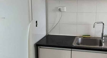 3 bedroom townhouse - Photo 4