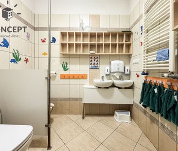 Dom pod działalność usługową - Wynajem - Zdjęcie 4