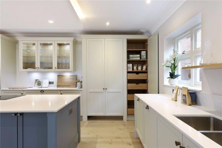7 bedroom detached house to rent - Photo 5