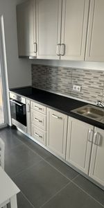 Garsoniera de lux 35mp zona Calea Surii Mici - Fotografie 3