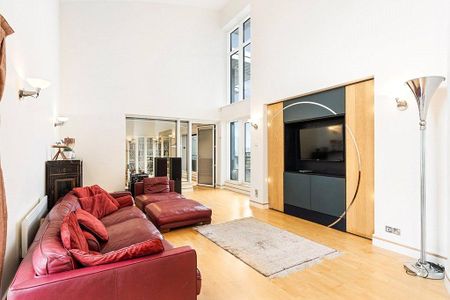 3 bedroom penthouse to rent - Photo 4