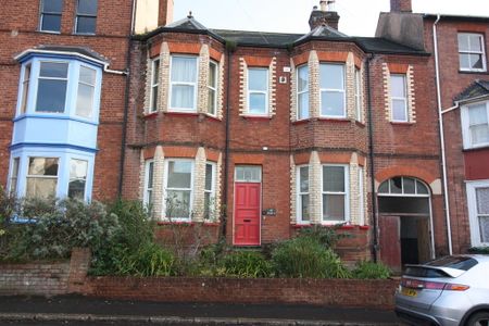 1 bed flat to rent in Old Tiverton Road, Exeter, EX4 - Photo 2