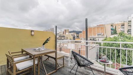 3-bedroom apartment for rent in La Salut - Photo 3