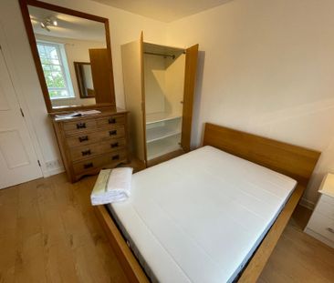 Canongate - Photo 4