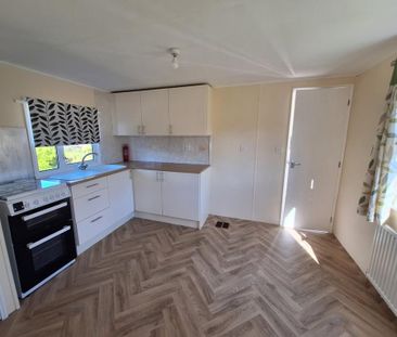 1 bedroom detached house to rent - Photo 2