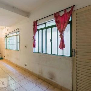 Casa de condomínio para alugar com 80m², 1 quarto e sem vaga - Photo 3