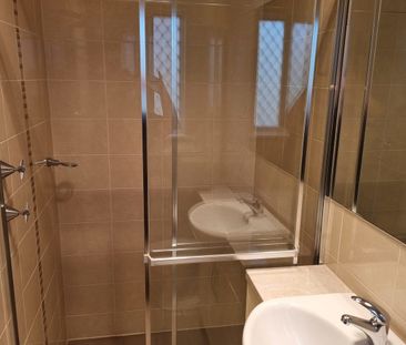 STUNNING 3 BEDROOM HOME - Photo 6