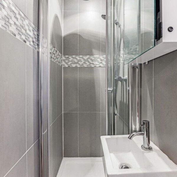 2 Bedroom Flat To Let - Photo 1