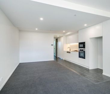 Sleek & Secure Apartment Close to Everything - Photo 3