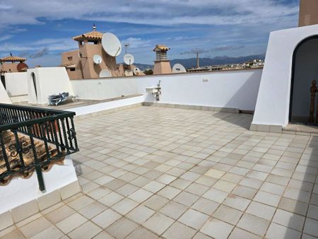 2 room luxury Apartment for rent in Palma de Mallorca, Spain - Photo 2