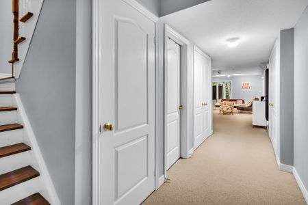 For Lease - 1148 Woodington Lane, Oakville, Ontario - Photo 2