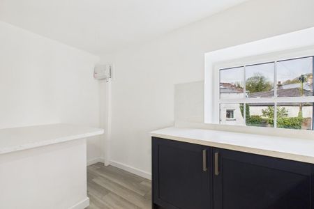 2 bedroom maisonette to rent - Photo 4