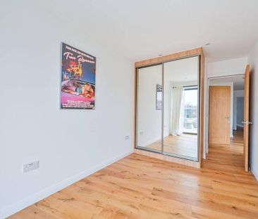 1 bedroom flat to rent - Photo 6