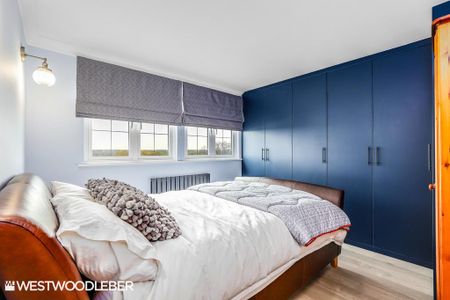 3 bedroom semi-detached house to rent - Photo 4