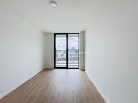 Direct from the owner - 4 bedroom apartment for rent - Photo 4