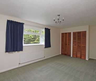 4 bedroom detached house to rent - Photo 5