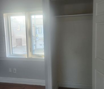 For Lease - 1017 Weston Road Unit# Upper Unit, Toronto, Ontario - Photo 3