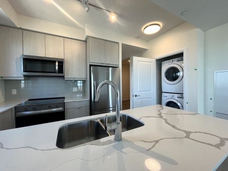 For Lease - 15 Watergarden Drive Unit# 1809, Mississauga, Ontario - Photo 5