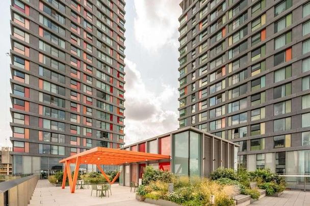 Hightail Point, East Village, Stratford, E20 - Photo 1