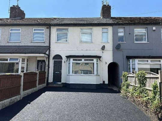 Pine Close, Bed Townhouse, L36 - Photo 1