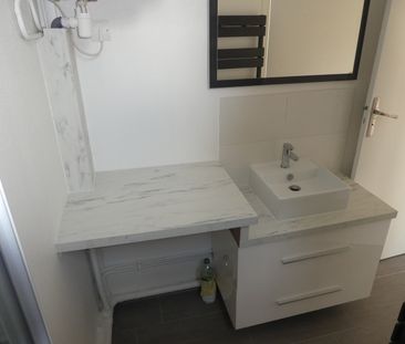 Location Appartement 2 pièces 35m² ST MAUR DES FOSSES 94210 - Photo 4