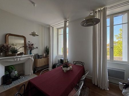 Location Appartement 2 pièces 55m² ANGOULEME 16000 - Photo 2