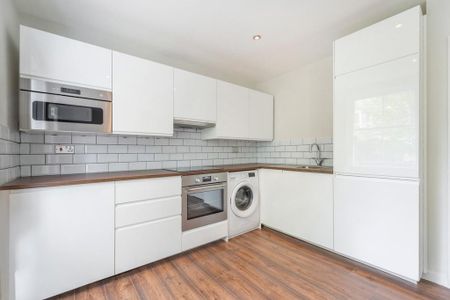 1 bedroom apartment to rent - Photo 2