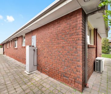 1 Bedroom Unit - Great Location! - Photo 6