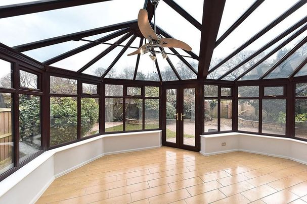 4 bedroom detached house to rent - Photo 1