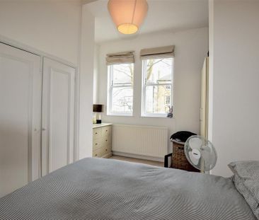 3 bedroom apartment to rent - Photo 3