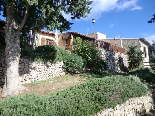 Luxury 4 room Detached House for rent in Lloseta, Balearic Islands - Photo 1