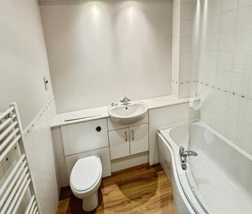 2 bedroom apartment to rent - Photo 3