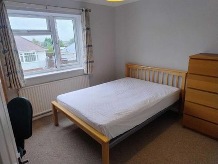 4 bedroom detached house to rent - Photo 5