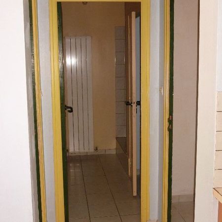 Location Appartement 3 pièces 53m² - Photo 3