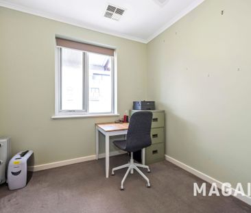 Modern Townhouse in a Prime City-Fringe Location! - Photo 4